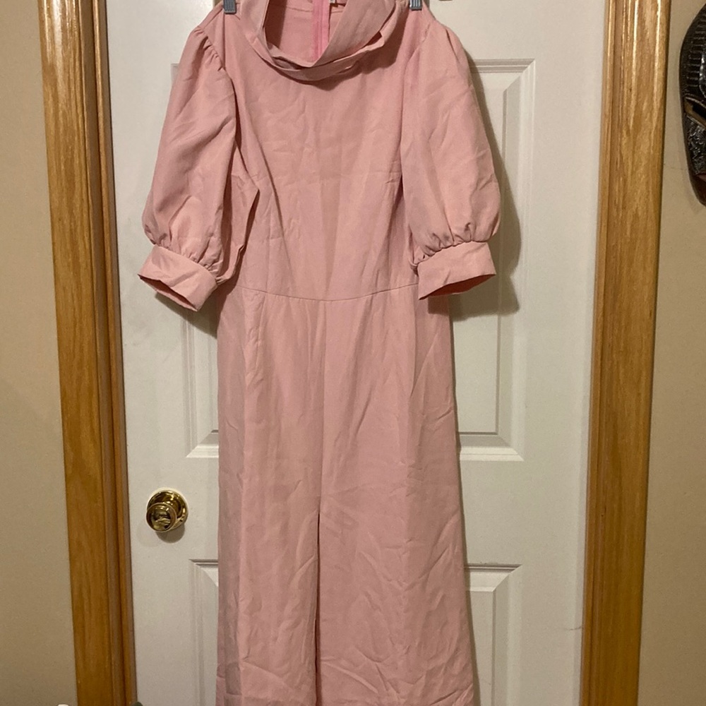 NEW WITHOUT TAG. Pink Jumpsuit Size M